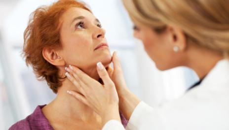 甲状腺甲状腺機能亢進症：原因、症状、診断、治療